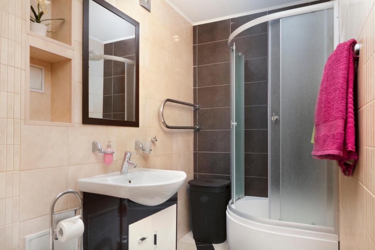 Alex Junior Apartment Riga Dış mekan fotoğraf